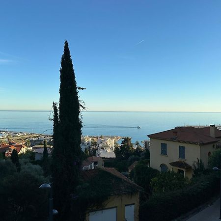 Le Vigia-Vue Mer-Terrasse-Climatisation-Parking Menton Exterior foto